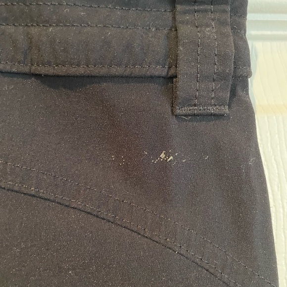 Women’s Eddie Bauer capri pants - Picture 3 of 4